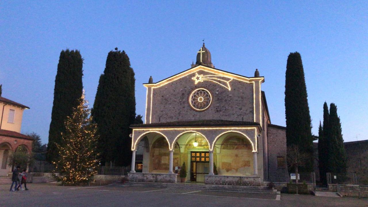 Hotel Camera Monica Peschiera del Garda Exterior foto